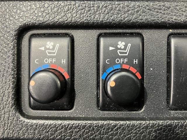 フーガ 450GTスポーツパッケージ 禁煙車 サンルーフ レーダークルーズ 黒本革エアシート オートライト メモリパワーシート オットマン メーカーナビゲーション 純正19インチAW スマートキープッシュスタート ビルトインETC(10枚目)