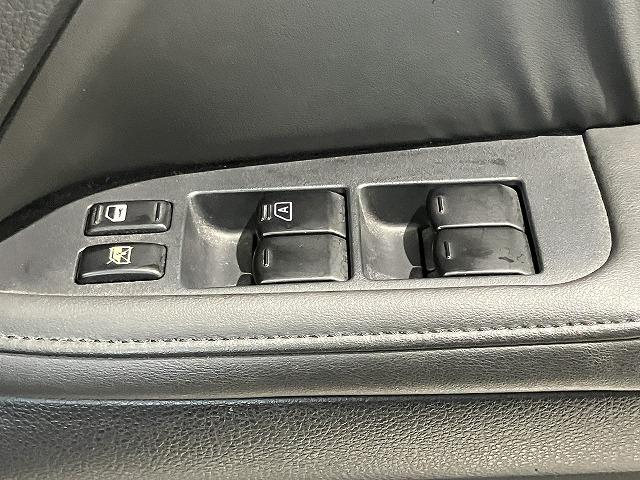 フーガ 450GTスポーツパッケージ 禁煙車 サンルーフ レーダークルーズ 黒本革エアシート オートライト メモリパワーシート オットマン メーカーナビゲーション 純正19インチAW スマートキープッシュスタート ビルトインETC(43枚目)