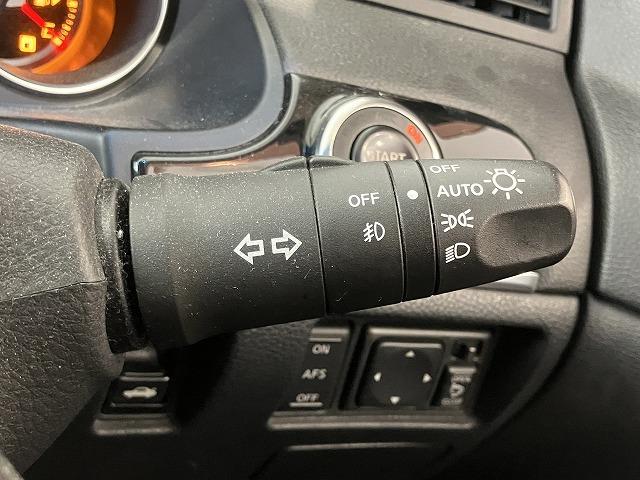 フーガ 450GTスポーツパッケージ 禁煙車 サンルーフ レーダークルーズ 黒本革エアシート オートライト メモリパワーシート オットマン メーカーナビゲーション 純正19インチAW スマートキープッシュスタート ビルトインETC(48枚目)