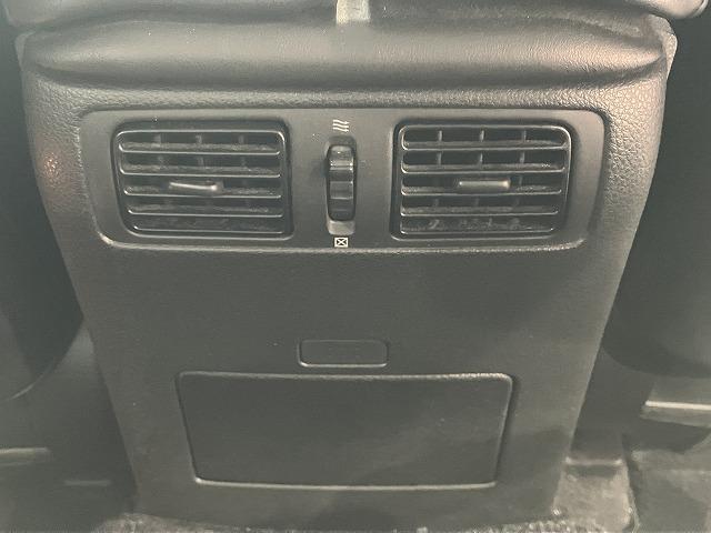 フーガ 450GTスポーツパッケージ 禁煙車 サンルーフ レーダークルーズ 黒本革エアシート オートライト メモリパワーシート オットマン メーカーナビゲーション 純正19インチAW スマートキープッシュスタート ビルトインETC(58枚目)