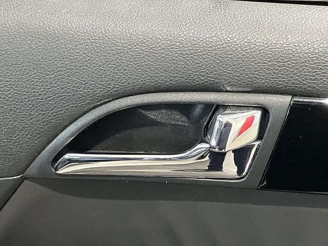 フーガ 450GTスポーツパッケージ 禁煙車 サンルーフ レーダークルーズ 黒本革エアシート オートライト メモリパワーシート オットマン メーカーナビゲーション 純正19インチAW スマートキープッシュスタート ビルトインETC(59枚目)