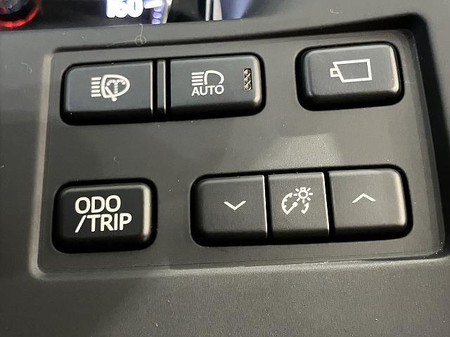 クラウン アスリートG 禁煙 モデリスタ サンルーフ パノラミックビューモニタ アドバンスドパッケージ レーダークルーズ クリアランスソナー プリクラッシュ スパッタリング18インチAW メーカーナビゲーション 黒本革シート(59枚目)