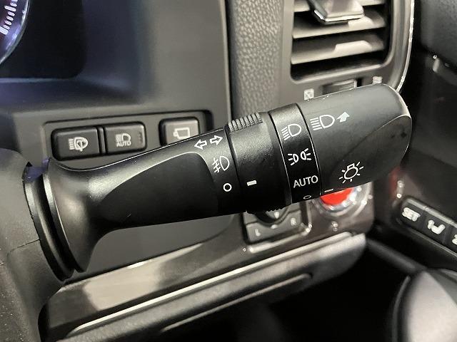 クラウン アスリートG 禁煙 モデリスタ サンルーフ パノラミックビューモニタ アドバンスドパッケージ レーダークルーズ クリアランスソナー プリクラッシュ スパッタリング18インチAW メーカーナビゲーション 黒本革シート(62枚目)