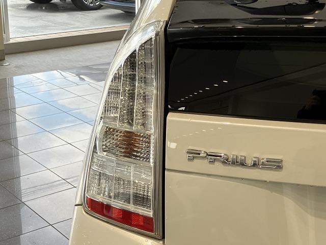 プリウス Sツーリングセレクション 禁煙車 純正ナビゲーション 純正17インチAW LEDヘッドライト バックモニター スマートキープッシュスタート ビルトインETC(31枚目)