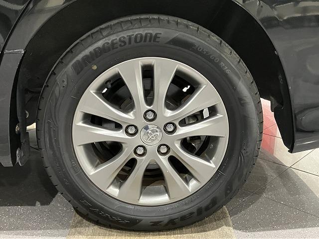 ヴォクシー ＺＳ　煌　禁煙車　８人乗り　純正ナビゲーション　純正フリップダウンモニター　両側パワースライドドア　オートライト　純正１６インチＡＷ　パドルシフト　バックモニター　スマートキープッシュスタート　ビルトインＥＴＣ（30枚目）