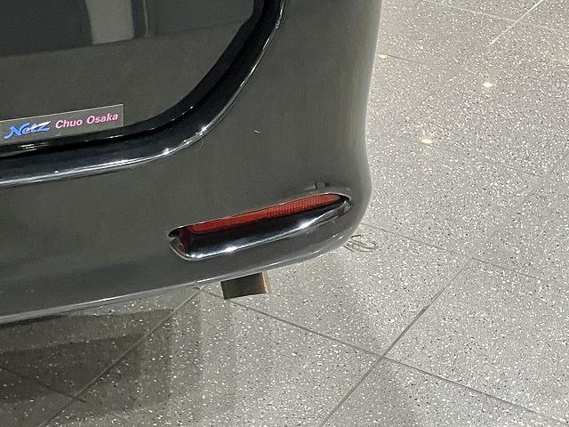 ヴォクシー ＺＳ　煌　禁煙車　８人乗り　純正ナビゲーション　純正フリップダウンモニター　両側パワースライドドア　オートライト　純正１６インチＡＷ　パドルシフト　バックモニター　スマートキープッシュスタート　ビルトインＥＴＣ（36枚目）