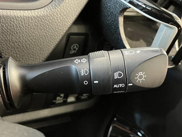 ヴォクシー ZS 煌III 禁煙車 純正10インチナビ 純正フリップダウン トヨタセーフティセンス プリクラッシュ クルーズコントロール クリアランスソナー クロハーフレザーシート 両側パワースライドドア 純正16インチAW(62枚目)