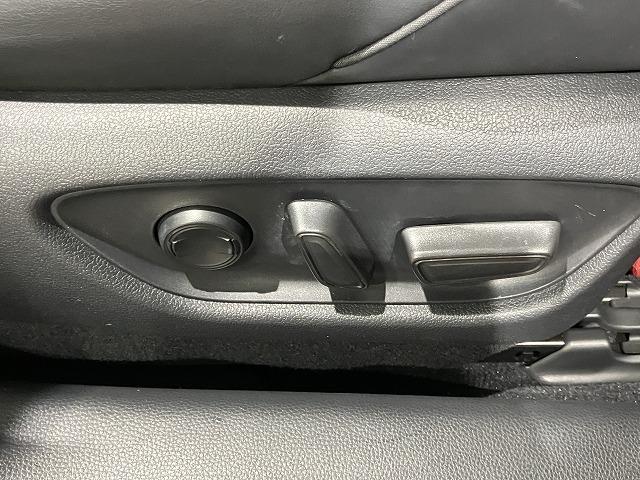 クラウンハイブリッド S スポーツスタイル 禁煙車 パノラミックビューモニター パーキングサポート AC100V トヨタセーフティセンス プリクラッシュ レーダークルーズ クリアランスソナー ブラインドスポットモニター オートハイビーム ETC(37枚目)