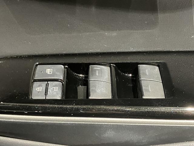 クラウンハイブリッド S スポーツスタイル 禁煙車 パノラミックビューモニター パーキングサポート AC100V トヨタセーフティセンス プリクラッシュ レーダークルーズ クリアランスソナー ブラインドスポットモニター オートハイビーム ETC(52枚目)