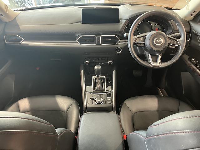 ＣＸ－５ ＸＤ　ブラックトーンエディション　禁煙車　スマートシティブレーキ　３６０°ビューモニター　ブラインドスポットモニター　レーダークルーズ　クリアランスソナー　クロハーフレザーシート　メモリパワーシート　シートヒーター　パワーバックドア（3枚目）