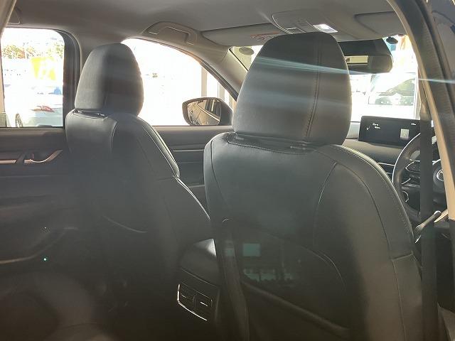 ＣＸ－５ ＸＤ　ブラックトーンエディション　禁煙車　スマートシティブレーキ　３６０°ビューモニター　ブラインドスポットモニター　レーダークルーズ　クリアランスソナー　クロハーフレザーシート　メモリパワーシート　シートヒーター　パワーバックドア（40枚目）