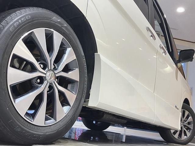 セレナ ハイウェイスターG 禁煙 セーフティパックB プロパイロット インテリジェントルームミラ オートブレーキホールド アラウンドビューモニタ クリアランスソナー 純正9インチナビ エマージェンシーブレーキ 純正16インチAW(27枚目)