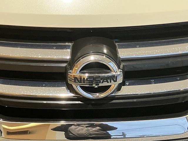 セレナ ハイウェイスターG 禁煙 セーフティパックB プロパイロット インテリジェントルームミラ オートブレーキホールド アラウンドビューモニタ クリアランスソナー 純正9インチナビ エマージェンシーブレーキ 純正16インチAW(43枚目)