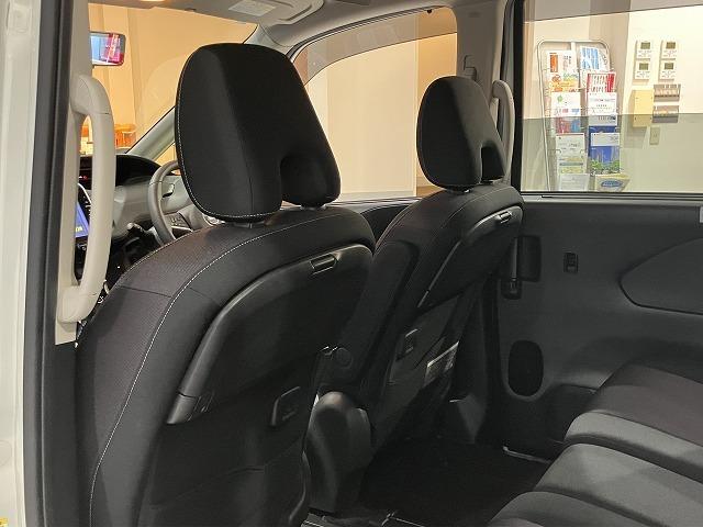 セレナ ハイウェイスターG 禁煙 セーフティパックB プロパイロット インテリジェントルームミラ オートブレーキホールド アラウンドビューモニタ クリアランスソナー 純正9インチナビ エマージェンシーブレーキ 純正16インチAW(51枚目)