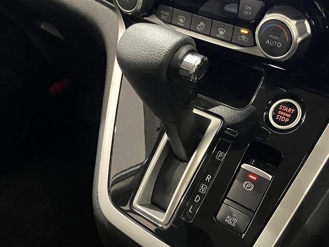 セレナ ハイウェイスターG 禁煙 セーフティパックB プロパイロット インテリジェントルームミラ オートブレーキホールド アラウンドビューモニタ クリアランスソナー 純正9インチナビ エマージェンシーブレーキ 純正16インチAW(62枚目)