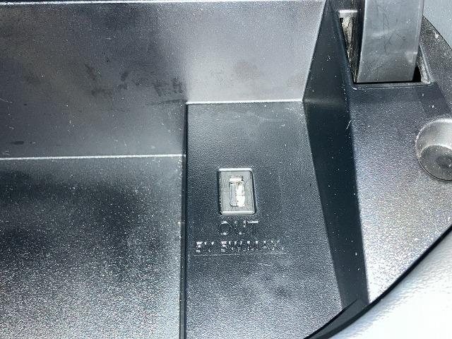 セレナ ハイウェイスターG 禁煙 セーフティパックB プロパイロット インテリジェントルームミラ オートブレーキホールド アラウンドビューモニタ クリアランスソナー 純正9インチナビ エマージェンシーブレーキ 純正16インチAW(67枚目)