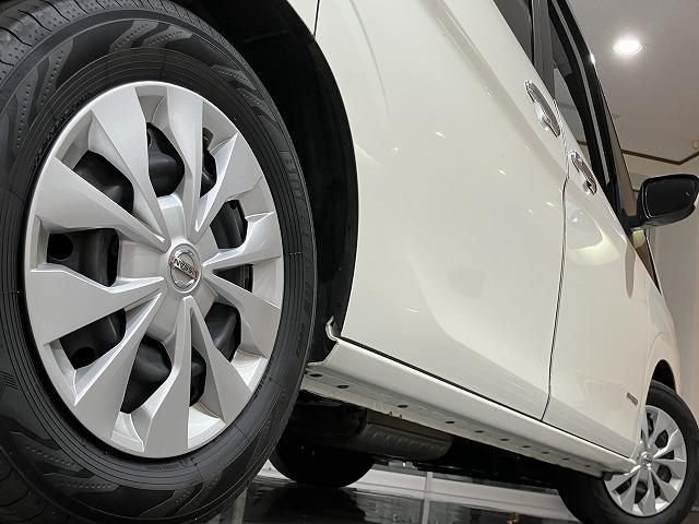 セレナ ＸＶ　禁煙車　エマージェンシーブレーキ　クルーズコントロール　クリランスソナー　両側パワースライドドア　ブラインドスポットモニター　バックモニター　スマートキープッシュスタート　ビルトインＥＴＣ（11枚目）