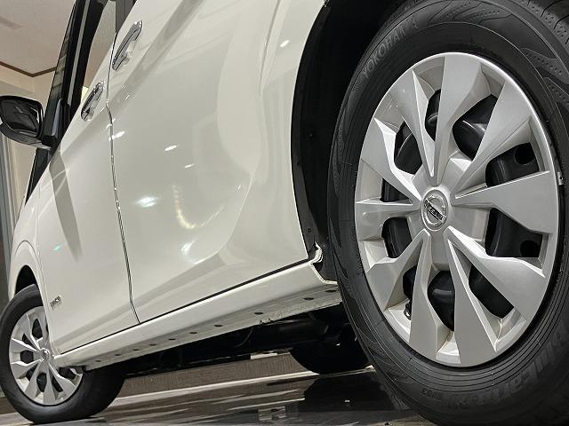 セレナ ＸＶ　禁煙車　エマージェンシーブレーキ　クルーズコントロール　クリランスソナー　両側パワースライドドア　ブラインドスポットモニター　バックモニター　スマートキープッシュスタート　ビルトインＥＴＣ（12枚目）