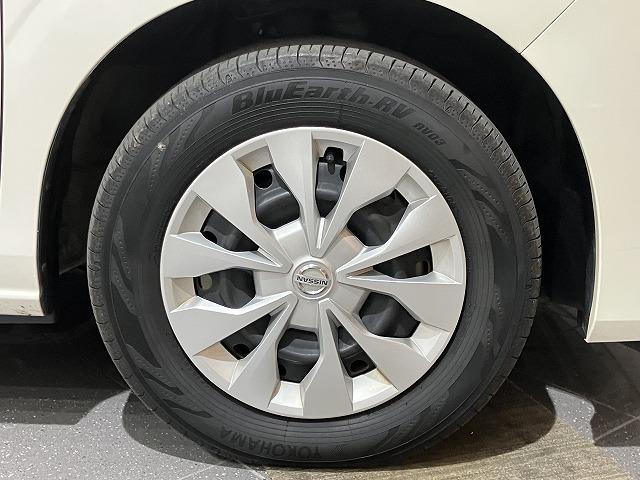 セレナ ＸＶ　禁煙車　エマージェンシーブレーキ　クルーズコントロール　クリランスソナー　両側パワースライドドア　ブラインドスポットモニター　バックモニター　スマートキープッシュスタート　ビルトインＥＴＣ（29枚目）