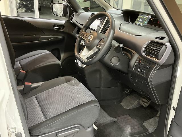 セレナ ＸＶ　禁煙車　エマージェンシーブレーキ　クルーズコントロール　クリランスソナー　両側パワースライドドア　ブラインドスポットモニター　バックモニター　スマートキープッシュスタート　ビルトインＥＴＣ（36枚目）