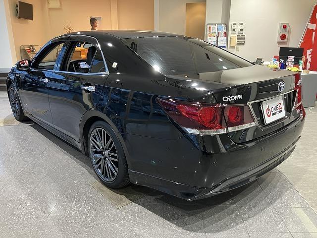 クラウンハイブリッド アスリートＳ　ブラックスタイル　禁煙車　テラロッサ本革エアシート　クリアランスソナー　トヨタセーフティセンス　クルーズコントロール　オートライト　ブラックスパッタリングＡＷ　メーカーナビゲーション　バックモニター　パワーシート（18枚目）