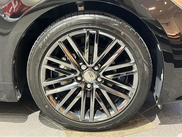 クラウンハイブリッド アスリートＳ　ブラックスタイル　禁煙車　テラロッサ本革エアシート　クリアランスソナー　トヨタセーフティセンス　クルーズコントロール　オートライト　ブラックスパッタリングＡＷ　メーカーナビゲーション　バックモニター　パワーシート（27枚目）