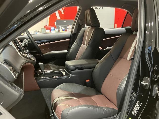 クラウンハイブリッド アスリートＳ　ブラックスタイル　禁煙車　テラロッサ本革エアシート　クリアランスソナー　トヨタセーフティセンス　クルーズコントロール　オートライト　ブラックスパッタリングＡＷ　メーカーナビゲーション　バックモニター　パワーシート（45枚目）