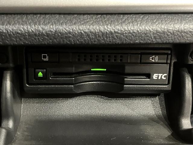 クラウンハイブリッド アスリートＳ　ブラックスタイル　禁煙車　テラロッサ本革エアシート　クリアランスソナー　トヨタセーフティセンス　クルーズコントロール　オートライト　ブラックスパッタリングＡＷ　メーカーナビゲーション　バックモニター　パワーシート（53枚目）