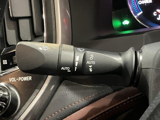 クラウンハイブリッド アスリートＳ　ブラックスタイル　禁煙車　テラロッサ本革エアシート　クリアランスソナー　トヨタセーフティセンス　クルーズコントロール　オートライト　ブラックスパッタリングＡＷ　メーカーナビゲーション　バックモニター　パワーシート（59枚目）