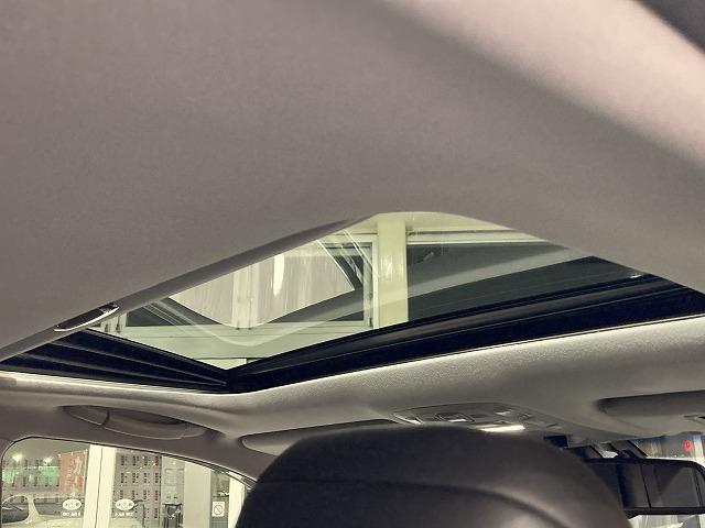 クラウン アスリートＧ　禁煙車　サンルーフ　アドバンストパッケージ　クリランスソナー　トヨタセーフティセンス　レーダークルーズ　スパッタリング１８インチＡＷ　黒本革エアシート　メモリパワーシート　ブラインドスポットモニター（6枚目）
