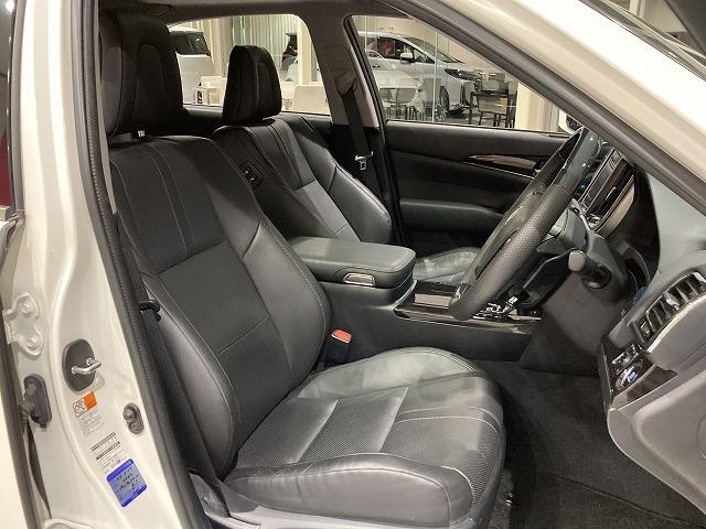 クラウン アスリートＧ　禁煙車　サンルーフ　アドバンストパッケージ　クリランスソナー　トヨタセーフティセンス　レーダークルーズ　スパッタリング１８インチＡＷ　黒本革エアシート　メモリパワーシート　ブラインドスポットモニター（9枚目）