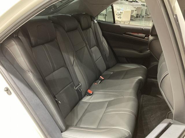 クラウン アスリートＧ　禁煙車　サンルーフ　アドバンストパッケージ　クリランスソナー　トヨタセーフティセンス　レーダークルーズ　スパッタリング１８インチＡＷ　黒本革エアシート　メモリパワーシート　ブラインドスポットモニター（10枚目）