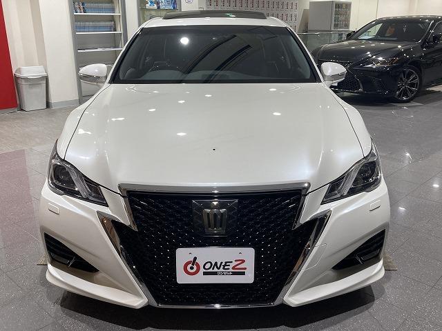 クラウン アスリートＧ　禁煙車　サンルーフ　アドバンストパッケージ　クリランスソナー　トヨタセーフティセンス　レーダークルーズ　スパッタリング１８インチＡＷ　黒本革エアシート　メモリパワーシート　ブラインドスポットモニター（13枚目）