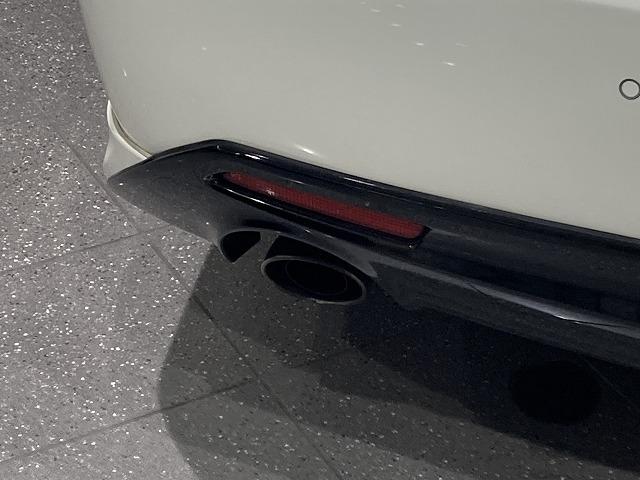 クラウン アスリートＧ　禁煙車　サンルーフ　アドバンストパッケージ　クリランスソナー　トヨタセーフティセンス　レーダークルーズ　スパッタリング１８インチＡＷ　黒本革エアシート　メモリパワーシート　ブラインドスポットモニター（34枚目）