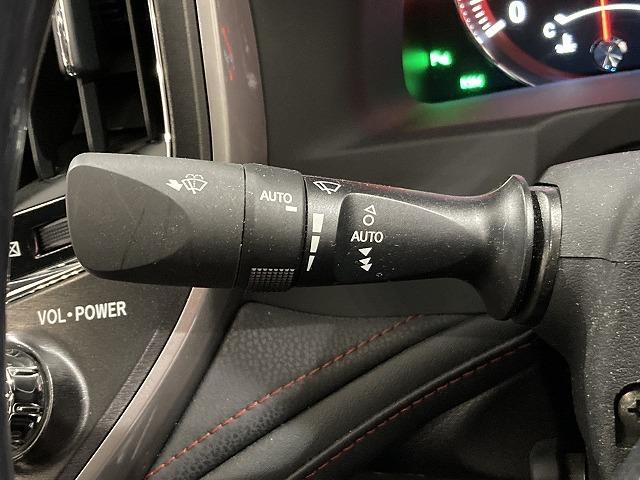 クラウン アスリートＧ　禁煙車　サンルーフ　アドバンストパッケージ　クリランスソナー　トヨタセーフティセンス　レーダークルーズ　スパッタリング１８インチＡＷ　黒本革エアシート　メモリパワーシート　ブラインドスポットモニター（64枚目）