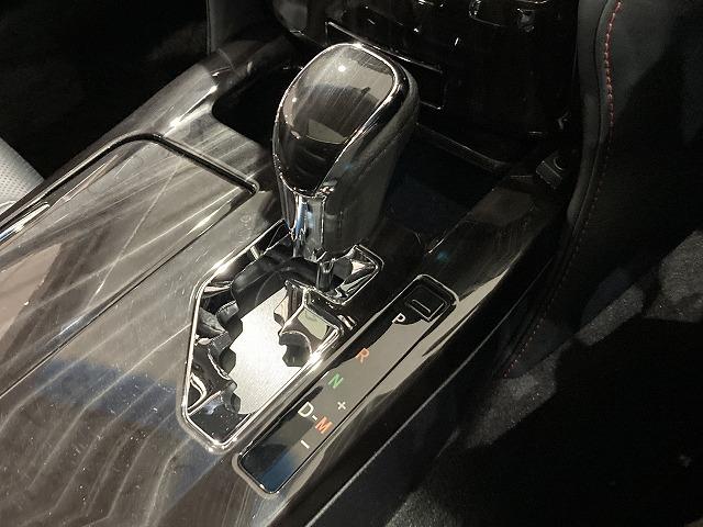 クラウン アスリートＧ　禁煙車　サンルーフ　アドバンストパッケージ　クリランスソナー　トヨタセーフティセンス　レーダークルーズ　スパッタリング１８インチＡＷ　黒本革エアシート　メモリパワーシート　ブラインドスポットモニター（66枚目）