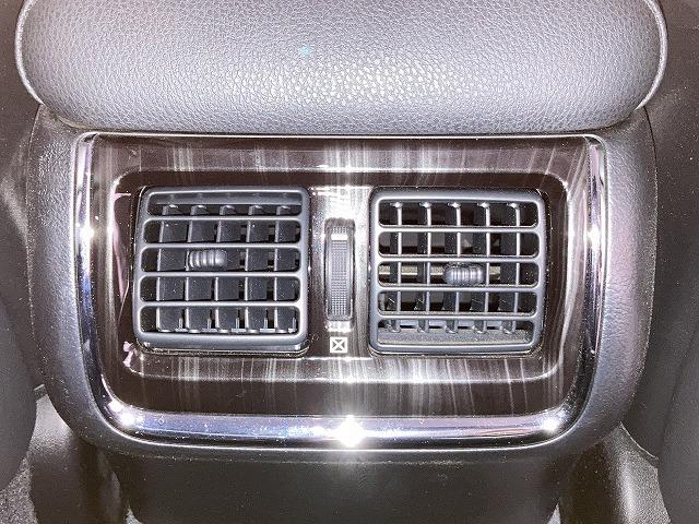 クラウン アスリートＧ　禁煙車　サンルーフ　アドバンストパッケージ　クリランスソナー　トヨタセーフティセンス　レーダークルーズ　スパッタリング１８インチＡＷ　黒本革エアシート　メモリパワーシート　ブラインドスポットモニター（76枚目）