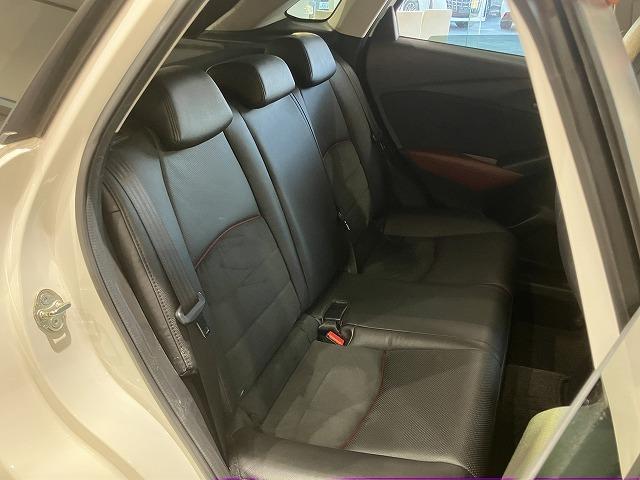 ＣＸ－３ ＸＤ　ツーリング　Ｌパッケージ　禁煙車　ＣＤ・ＤＶＤプレーヤー　地デジチューナー　スマートシティブレーキ　レーダークルーズ　オートハイビーム　ＬＥＤヘッドライト　クロハーフレザーシート　シートヒーター　メーカーナビ　バックモニター（10枚目）