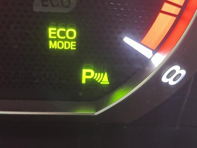 ヴェルファイア ２．４Ｚ　ゴールデンアイズＩＩ　禁煙車　サンルーフ　クルーズコントロール　クリランスソナー　両側パワースライドドア　パワーバックドア　クロハーフレザーシート　純正１８インチＡＷ　スマートキープッシュスタート　ビルトインＥＴＣ（7枚目）