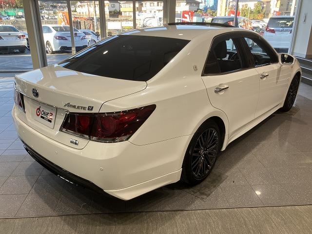 クラウンハイブリッド アスリートＳ　ブラックスタイル　禁煙車　モデリスタエアロ　サンルーフ　テラロッサ本革エアシート　アドバンスドパッケージ　レーダークルーズ　クリランスソナー　プリクラッシュ　パワーシート　１８インチスパッタリングＡＷ　バックカメラ（18枚目）