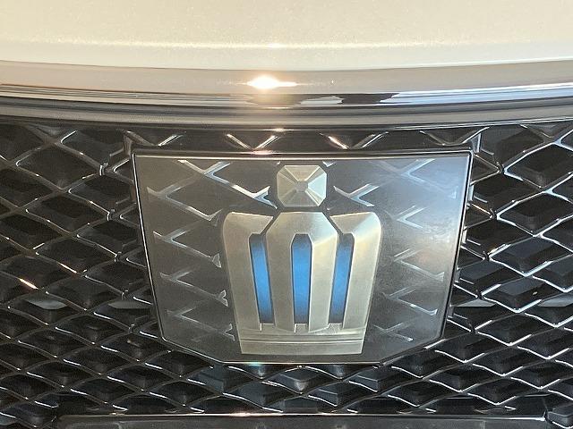 クラウンハイブリッド アスリートＳ　ブラックスタイル　禁煙車　モデリスタエアロ　サンルーフ　テラロッサ本革エアシート　アドバンスドパッケージ　レーダークルーズ　クリランスソナー　プリクラッシュ　パワーシート　１８インチスパッタリングＡＷ　バックカメラ（43枚目）