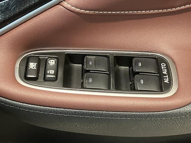 クラウンハイブリッド アスリートＳ　ブラックスタイル　禁煙車　モデリスタエアロ　サンルーフ　テラロッサ本革エアシート　アドバンスドパッケージ　レーダークルーズ　クリランスソナー　プリクラッシュ　パワーシート　１８インチスパッタリングＡＷ　バックカメラ（53枚目）
