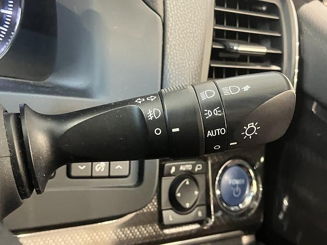 クラウンハイブリッド アスリートＳ　ブラックスタイル　禁煙車　モデリスタエアロ　サンルーフ　テラロッサ本革エアシート　アドバンスドパッケージ　レーダークルーズ　クリランスソナー　プリクラッシュ　パワーシート　１８インチスパッタリングＡＷ　バックカメラ（61枚目）