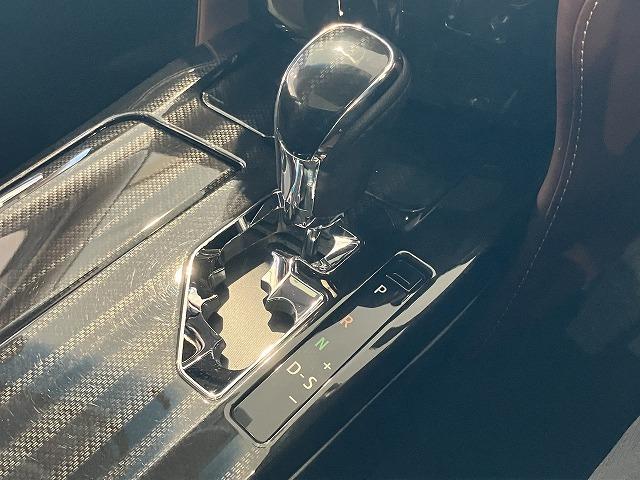 クラウンハイブリッド アスリートＳ　ブラックスタイル　禁煙車　モデリスタエアロ　サンルーフ　テラロッサ本革エアシート　アドバンスドパッケージ　レーダークルーズ　クリランスソナー　プリクラッシュ　パワーシート　１８インチスパッタリングＡＷ　バックカメラ（63枚目）