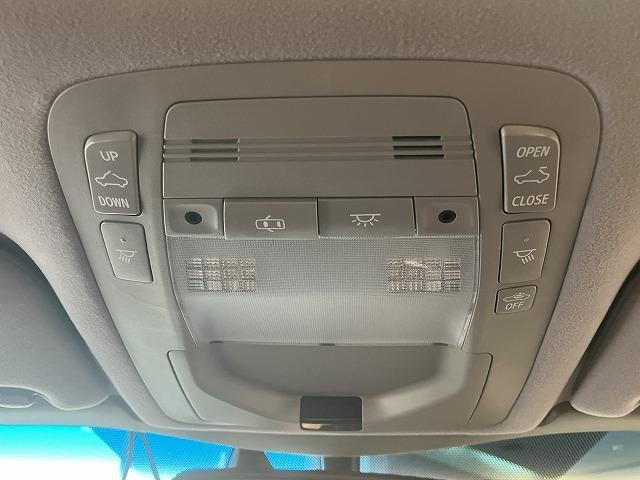 クラウンハイブリッド アスリートＳ　ブラックスタイル　禁煙車　モデリスタエアロ　サンルーフ　テラロッサ本革エアシート　アドバンスドパッケージ　レーダークルーズ　クリランスソナー　プリクラッシュ　パワーシート　１８インチスパッタリングＡＷ　バックカメラ（70枚目）