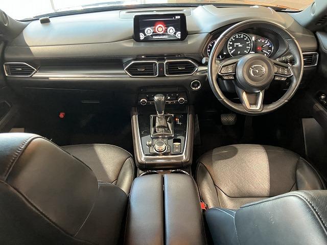 ＣＸ－８ ＸＤプロアクティブ　Ｓパッケージ　禁煙　アルパインフリップダウン　スマートシティブレーキ　３６０°ビュー　レーダークルーズ　クリアランスソナー　ブラインドスポットモニタ　　シートメモリー　黒本革エアシート　ルーフレール　電動リアゲート（3枚目）