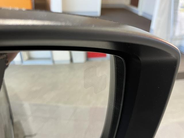 ＣＸ－８ ＸＤプロアクティブ　Ｓパッケージ　禁煙　アルパインフリップダウン　スマートシティブレーキ　３６０°ビュー　レーダークルーズ　クリアランスソナー　ブラインドスポットモニタ　　シートメモリー　黒本革エアシート　ルーフレール　電動リアゲート（13枚目）