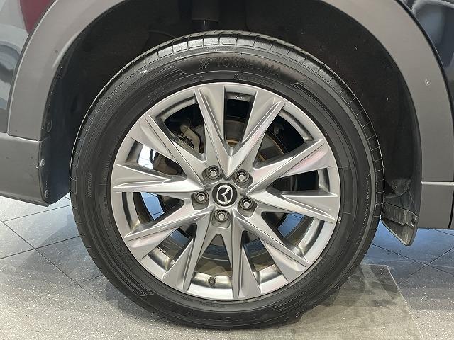 ＣＸ－８ ＸＤプロアクティブ　Ｓパッケージ　禁煙　アルパインフリップダウン　スマートシティブレーキ　３６０°ビュー　レーダークルーズ　クリアランスソナー　ブラインドスポットモニタ　　シートメモリー　黒本革エアシート　ルーフレール　電動リアゲート（29枚目）