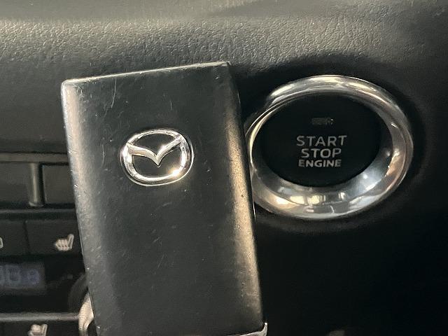 ＣＸ－８ ＸＤプロアクティブ　Ｓパッケージ　禁煙　アルパインフリップダウン　スマートシティブレーキ　３６０°ビュー　レーダークルーズ　クリアランスソナー　ブラインドスポットモニタ　　シートメモリー　黒本革エアシート　ルーフレール　電動リアゲート（62枚目）