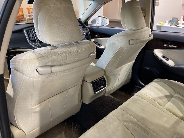 クラウンハイブリッド ロイヤルサルーン　禁煙車　アドバンストパッケージ　レーダークルーズ　クリランスソナー　トヨタセーフティセンス　プリクラッシュ　ＬＥＤヘッドライト　メーカーナビゲーション　バックモニター　パワーシート　シートヒーター（54枚目）